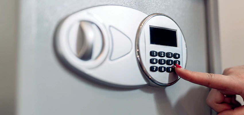 Jewelry Safe Cracking in Muskoka, Ontario