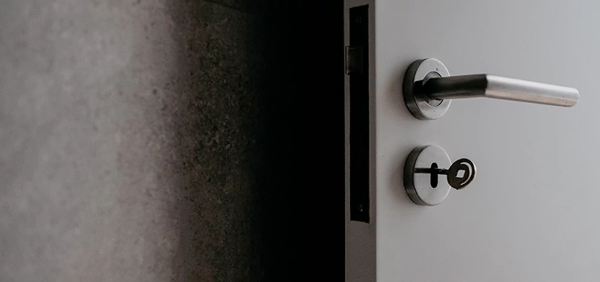 Front Door Handle Repair And Installation in Muskoka, ON