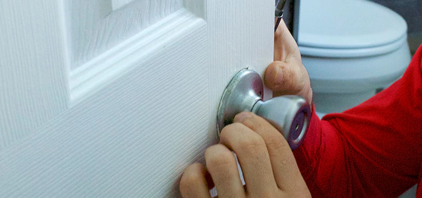 Vintage Door Knob Replacement in Muskoka, ON